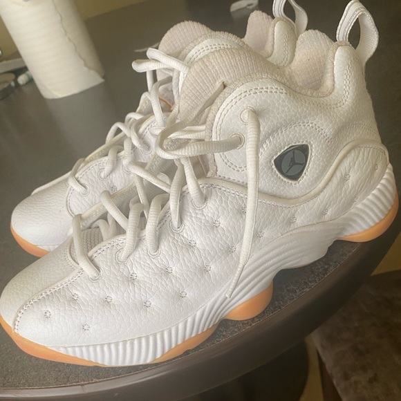 Jordan shoes - Picture 3 of 3